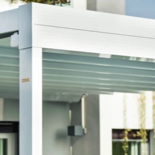 Instalación de pérgolas de lona tensada en Barcelona Pergolas de lona tensada Tivanti 3 jpg - Instalación de pérgolas de lona tensada en Barcelona